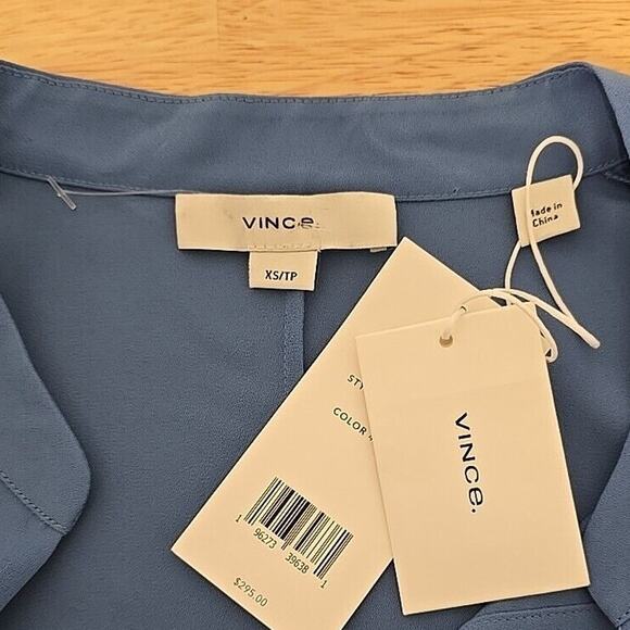 NWT Vince Split Neck Top Light Aria Womens Size XS Button‎ Down Career Office - Picture 3 of 11